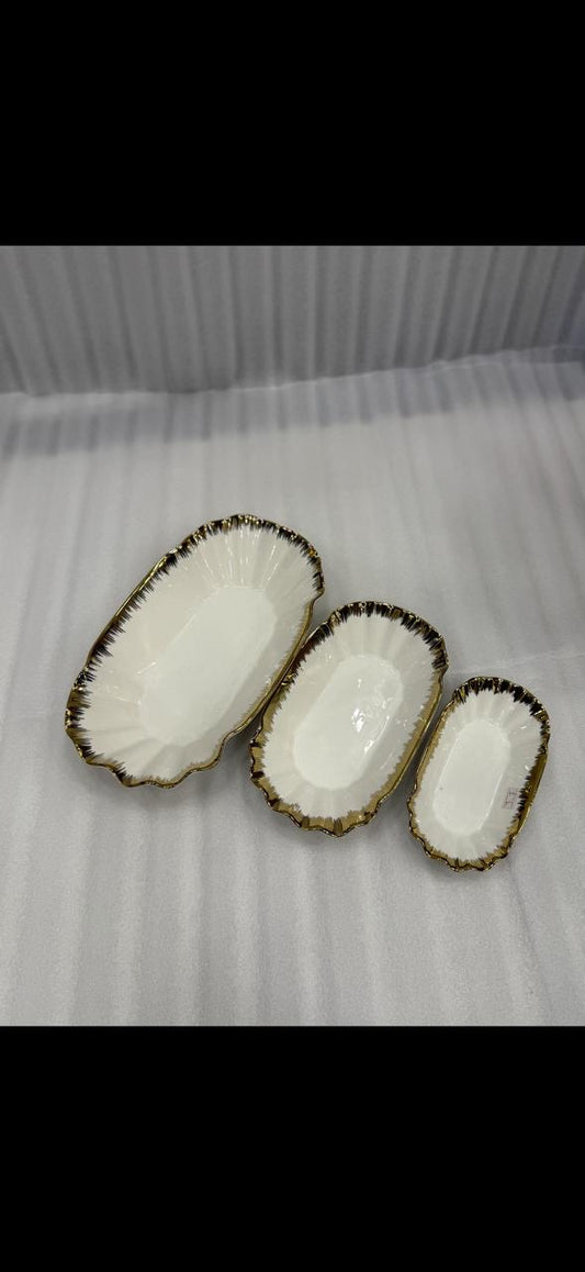 Luxury Wavy Edge Porcelain Platters - 3 Pcs Serving Set