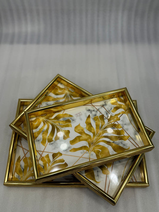 PREMIUM WHITE MARBLE EFFECT TRAYS – GOLD LEAF PATTERN - 3-PIECES SET